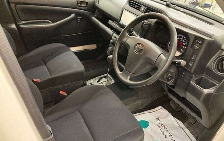 Toyota Probox I, 2022 год, 1 500 000 рублей, 6 фотография