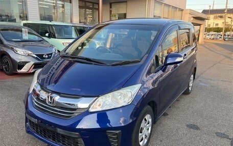 Honda Freed I, 2015 год, 710 000 рублей, 1 фотография