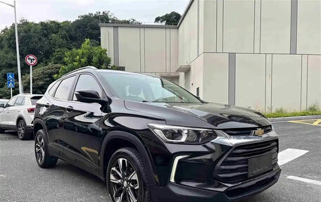 Chevrolet Tracker, 2019 год, 1 050 035 рублей, 3 фотография