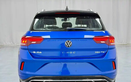 Volkswagen T-Roc I, 2021 год, 1 290 000 рублей, 5 фотография