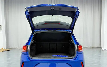 Volkswagen T-Roc I, 2021 год, 1 290 000 рублей, 7 фотография