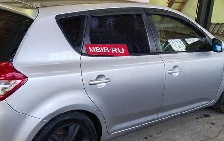 KIA cee'd I рестайлинг, 2010 год, 655 000 рублей, 3 фотография