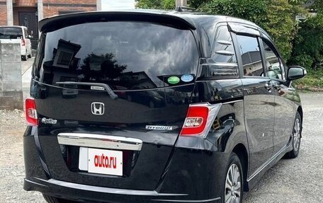 Honda Freed I, 2015 год, 745 000 рублей, 5 фотография