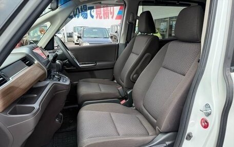 Honda Freed II, 2022 год, 1 150 000 рублей, 9 фотография