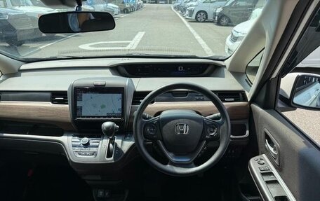 Honda Freed II, 2022 год, 1 150 000 рублей, 8 фотография