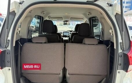 Honda Freed II, 2022 год, 1 150 000 рублей, 18 фотография