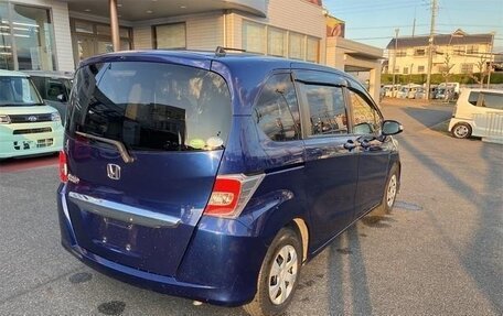 Honda Freed I, 2015 год, 710 000 рублей, 5 фотография