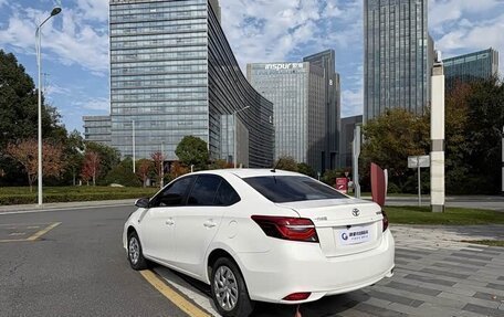 Toyota Vios III, 2022 год, 1 050 000 рублей, 5 фотография