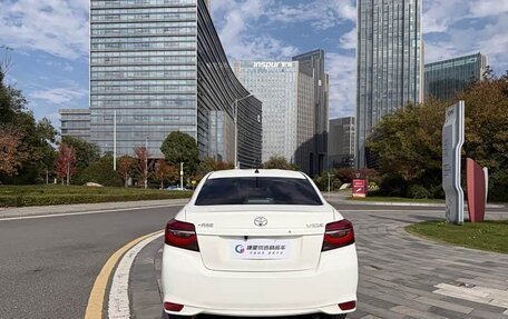 Toyota Vios III, 2022 год, 1 050 000 рублей, 15 фотография