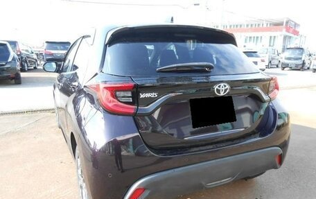 Toyota Yaris, 2021 год, 1 211 000 рублей, 7 фотография