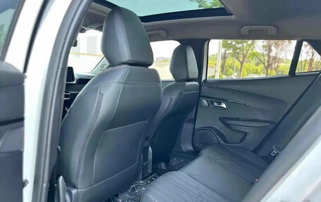 Peugeot 2008 II, 2022 год, 1 612 123 рублей, 8 фотография