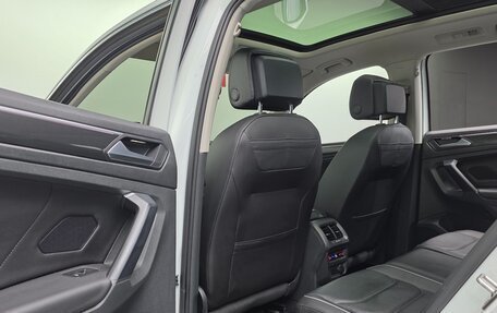 Volkswagen Tiguan II, 2022 год, 3 690 000 рублей, 18 фотография