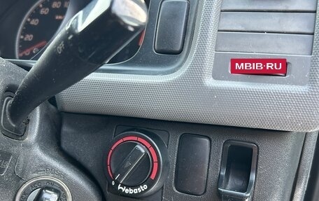 Toyota HiAce H200, 2010 год, 2 500 000 рублей, 15 фотография