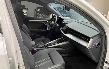 Audi A3, 2023 год, 2 190 000 рублей, 9 фотография