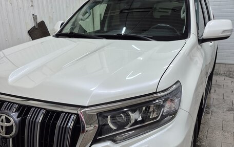 Toyota Land Cruiser Prado 150 рестайлинг 2, 2017 год, 5 900 000 рублей, 2 фотография