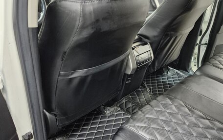 Toyota Land Cruiser Prado 150 рестайлинг 2, 2017 год, 5 900 000 рублей, 12 фотография