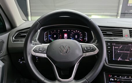 Volkswagen Tiguan II, 2021 год, 3 800 000 рублей, 13 фотография