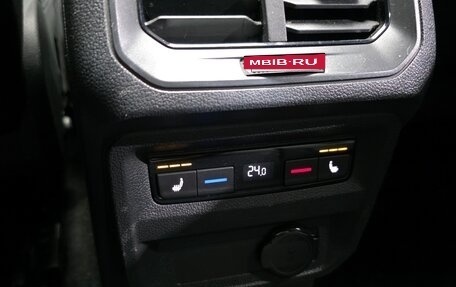 Volkswagen Tiguan II, 2021 год, 3 800 000 рублей, 18 фотография