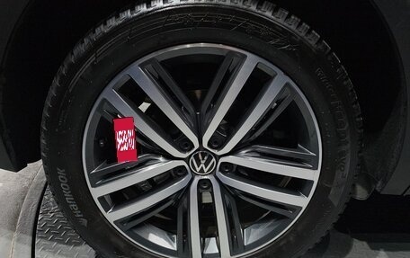 Volkswagen Tiguan II, 2022 год, 3 940 000 рублей, 5 фотография