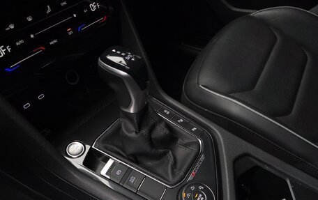 Volkswagen Tiguan II, 2021 год, 3 680 000 рублей, 10 фотография