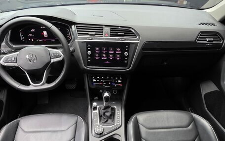 Volkswagen Tiguan II, 2021 год, 3 680 000 рублей, 8 фотография