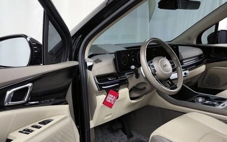 KIA Carnival, 2023 год, 6 985 000 рублей, 10 фотография