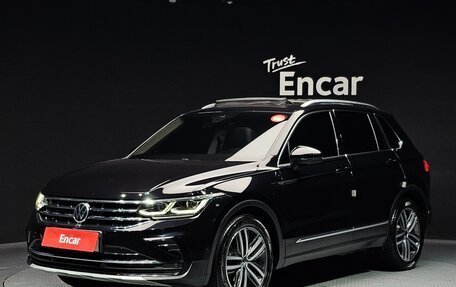 Volkswagen Tiguan II, 2022 год, 3 050 000 рублей, 1 фотография