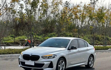 BMW 1 серия, 2023 год, 1 590 000 рублей, 1 фотография