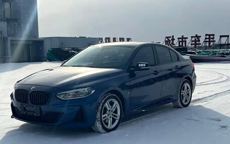 BMW 1 серия, 2023 год, 1 690 000 рублей, 1 фотография