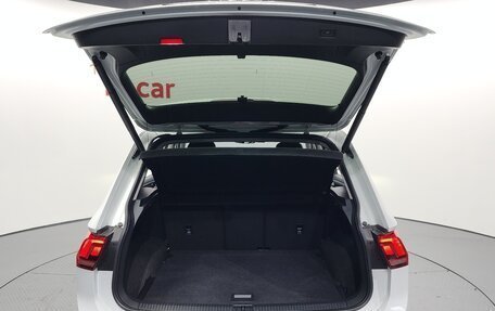 Volkswagen Tiguan II, 2022 год, 3 180 000 рублей, 5 фотография