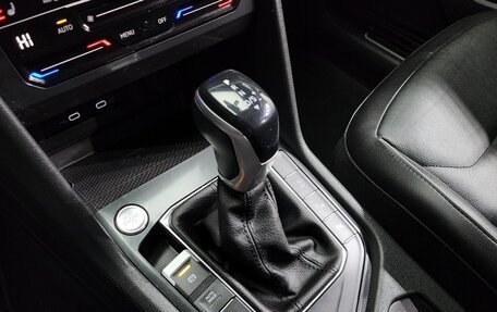 Volkswagen Tiguan II, 2022 год, 3 180 000 рублей, 9 фотография