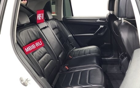 Volkswagen Tiguan II, 2022 год, 3 180 000 рублей, 11 фотография