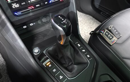 Volkswagen Tiguan II, 2022 год, 3 190 000 рублей, 10 фотография