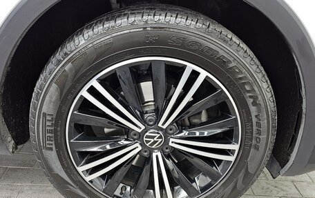 Volkswagen Tiguan II, 2022 год, 3 080 000 рублей, 6 фотография