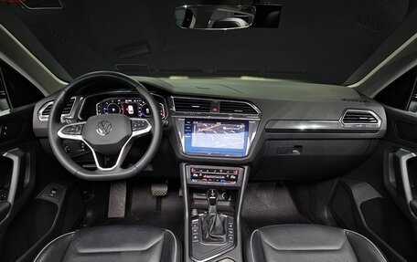 Volkswagen Tiguan II, 2022 год, 3 050 000 рублей, 8 фотография