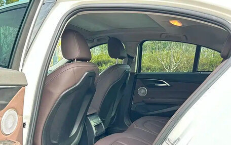 BMW 1 серия, 2023 год, 1 590 000 рублей, 9 фотография