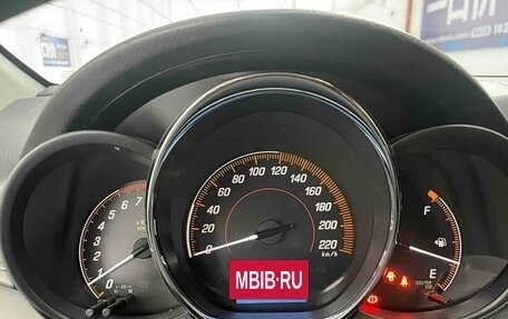 Toyota Yaris XP150 рестайлинг, 2021 год, 1 045 153 рублей, 8 фотография