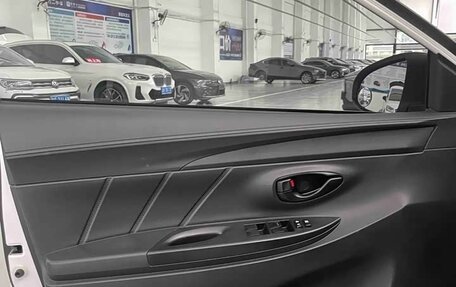 Toyota Yaris XP150 рестайлинг, 2021 год, 1 045 153 рублей, 11 фотография