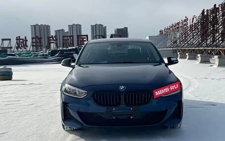 BMW 1 серия, 2023 год, 1 690 000 рублей, 2 фотография