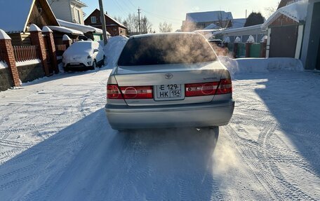 Toyota Vista V30, 2001 год, 610 000 рублей, 8 фотография