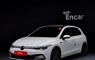 Volkswagen Golf VIII, 2021 год, 2 330 000 рублей, 1 фотография