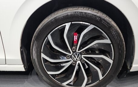 Volkswagen Golf VIII, 2021 год, 2 330 000 рублей, 6 фотография
