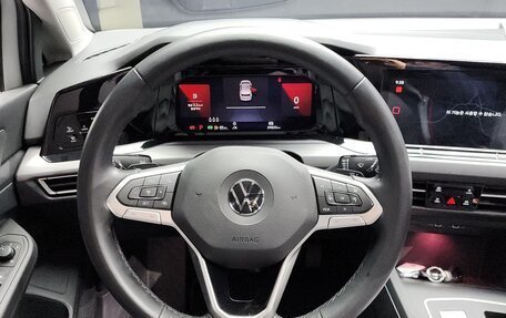 Volkswagen Golf VIII, 2021 год, 2 330 000 рублей, 14 фотография