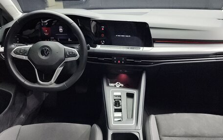 Volkswagen Golf VIII, 2021 год, 2 330 000 рублей, 8 фотография