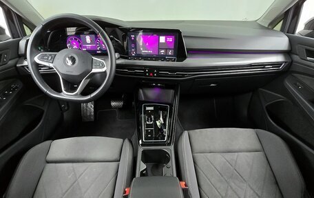 Volkswagen Golf VIII, 2022 год, 2 600 000 рублей, 7 фотография