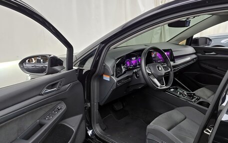 Volkswagen Golf VIII, 2022 год, 2 600 000 рублей, 10 фотография