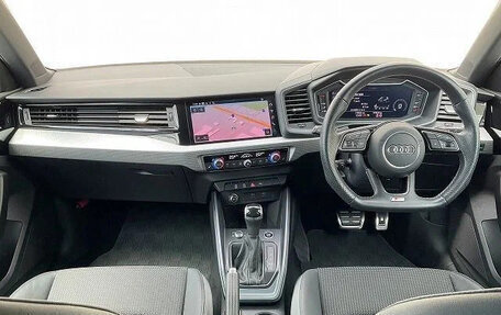 Audi A1, 2021 год, 1 950 035 рублей, 9 фотография