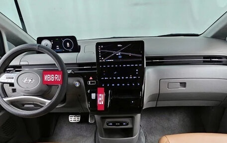 Hyundai Staria, 2023 год, 6 160 000 рублей, 7 фотография