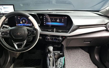 Chevrolet Trax, 2024 год, 1 810 007 рублей, 5 фотография