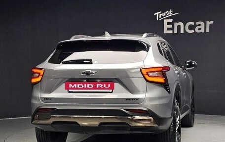 Chevrolet Trax, 2024 год, 1 810 007 рублей, 4 фотография